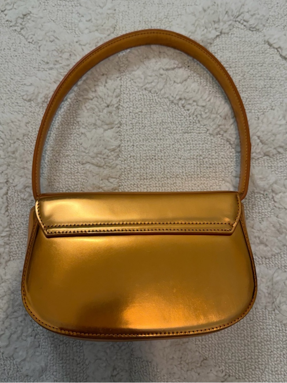 Diesel Metallic 1DR-Iconic Shoulder Bag in Copper Orange - Picture 2 of 9